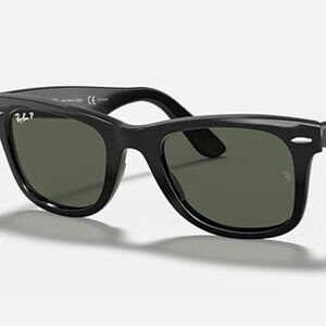 Ray-Ban RB2140 Original Wayfarer Sunglasses – Polished Black Frame, Green Lenses